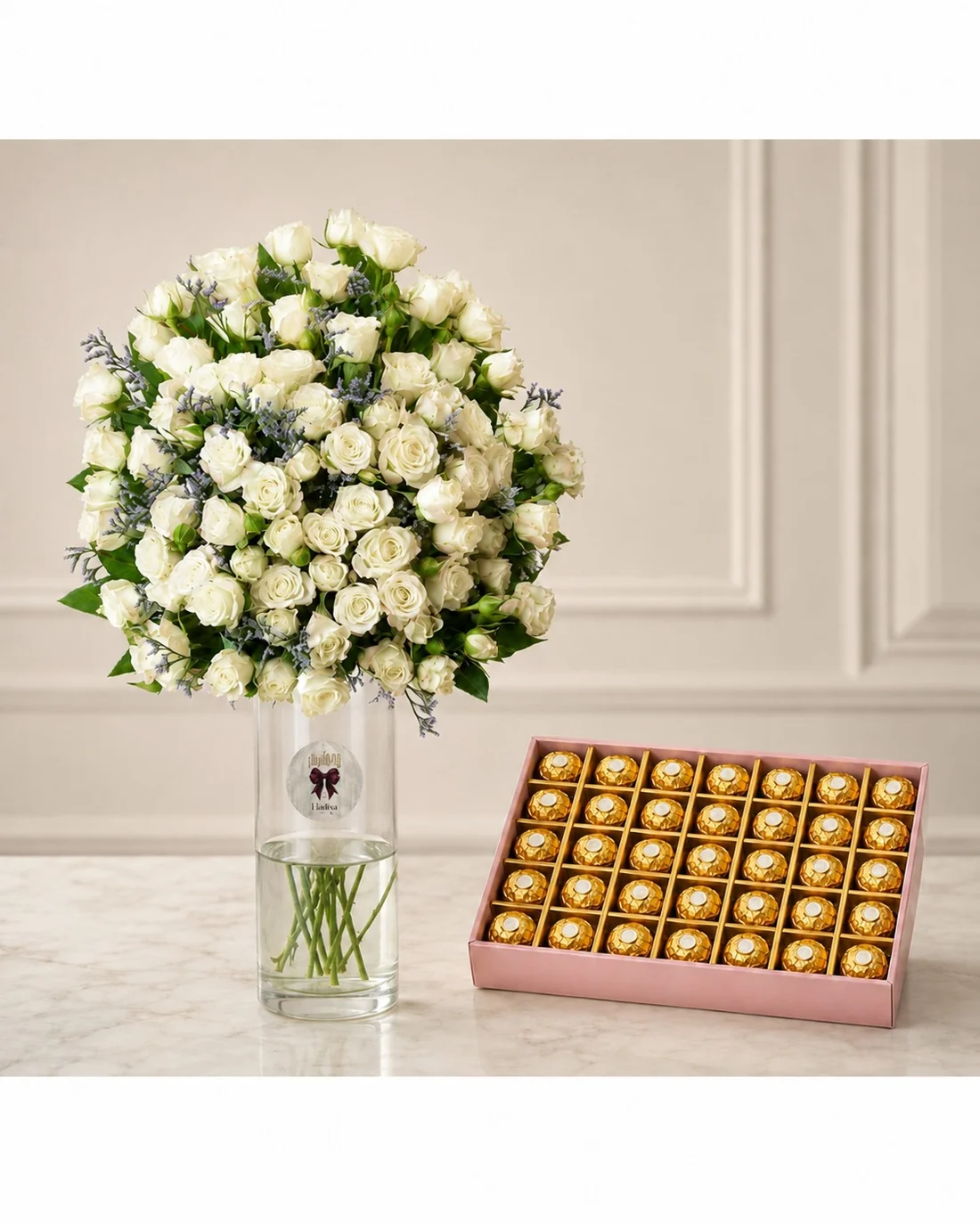 White Roses & Chocolate Set
